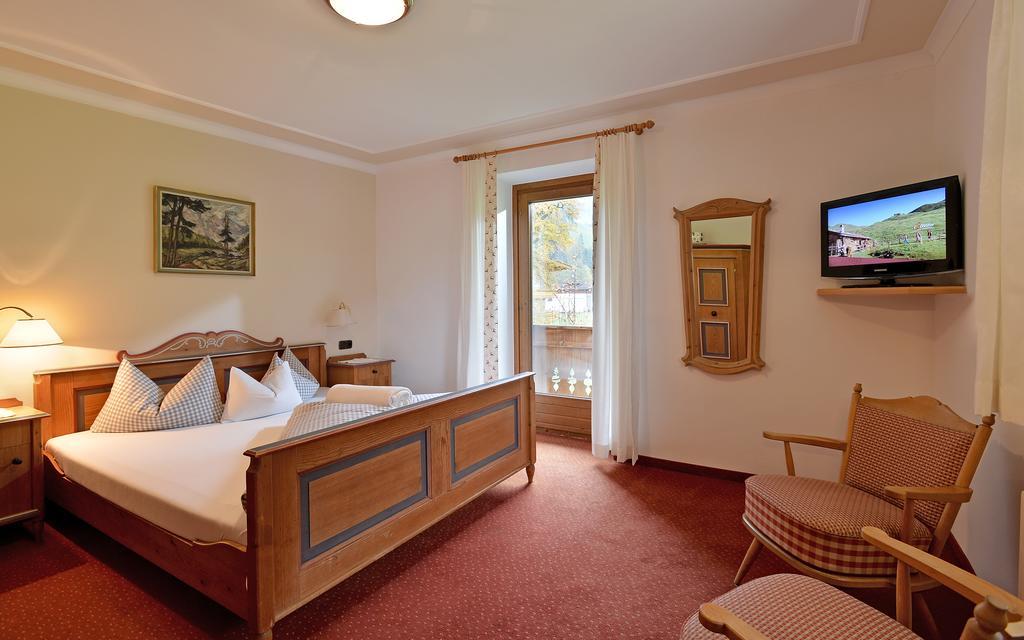 Landhaus Kumbichl Mayrhofen Room photo